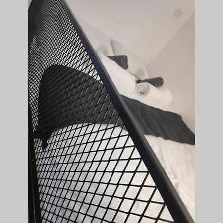 Centrally-Located Quiet Cozy Loft Apartment Beersheba エクステリア 写真