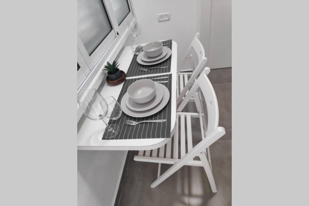 Centrally-Located Quiet Cozy Loft Apartment Beersheba エクステリア 写真