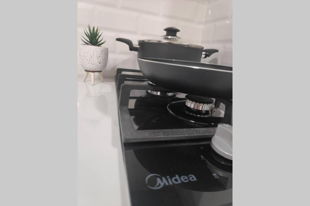 Centrally-Located Quiet Cozy Loft Apartment Beersheba エクステリア 写真